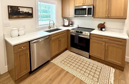 Roswell Apartment | Charming 2-bedroom apartment in downtown Roswell