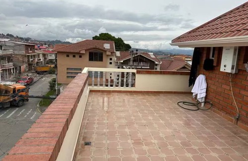El Vecino Apartment | Charming 2-bedroom apartment in cool Cuenca with WiFi