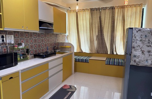 Siolim Apartment | Charming 2-bedroom apartment in wonderful Oshal with WiFi, AC