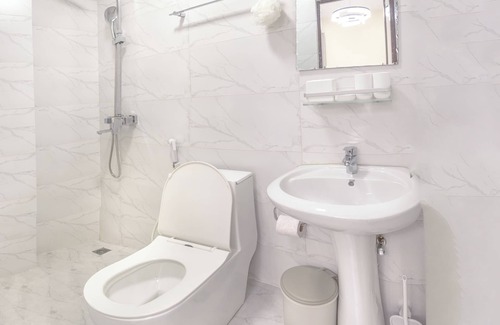 Male Apartment | Charming 2-bedroom apartment with WiFi, AC in soothing Malé