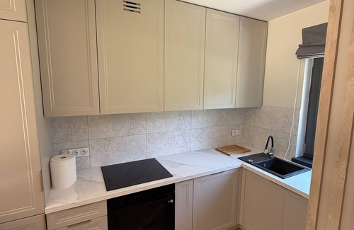 gmina Skape House | Charming 2-bedroom bungalow with AC, WiFi in tranquil Niesulice