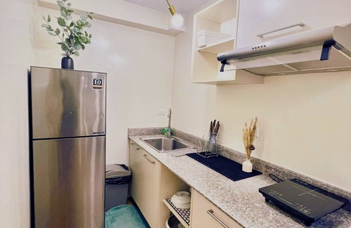 Sasa Condo | Charming 2-bedroom condo with WiFi and AC in lovely Davao City