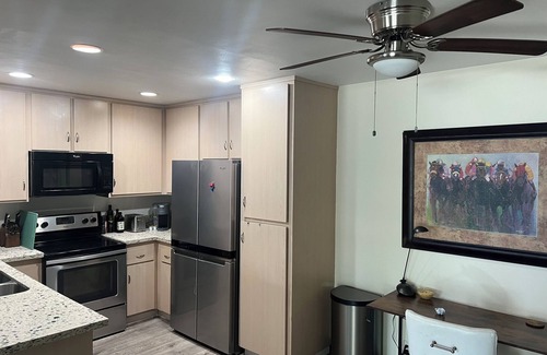 Ventura Condo | Charming 2-bedroom condo in marvelous Ventura California.