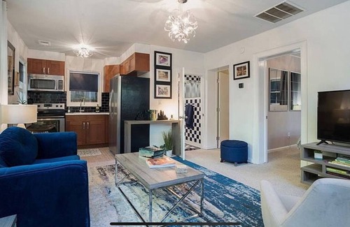 Poncey-Highland Cottage | Charming 2-bedroom cottage near Atlanta Beltline and Ponce City Market