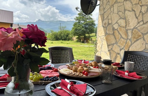 East Sarajevo Cottage | Charming 2-bedroom cottage in Pale with WiFi, AC, Floor heating. Book now