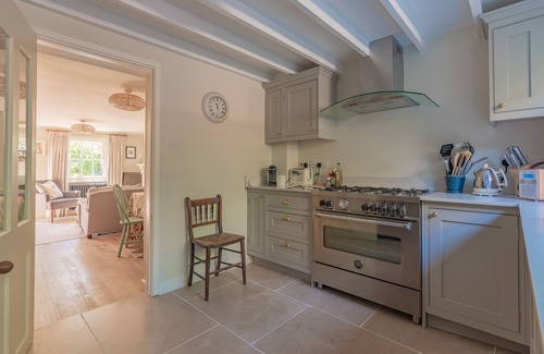 Marlborough House | Charming 2 Bedroom Cottage in Marlborough
