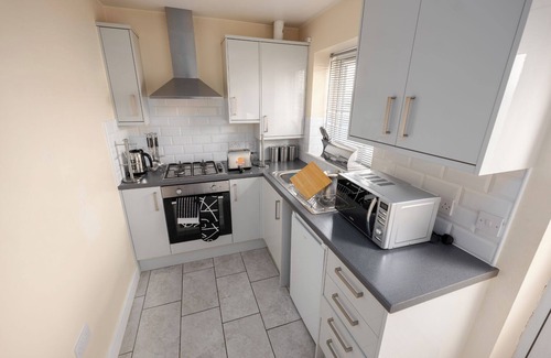 Wallasey House | Charming 2-Bedroom Townhouse in Wallasey