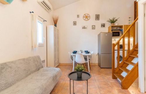 Eyguieres Apartment | Charming 2-bedroom house with pool, wifi, AC in peaceful Eyguières