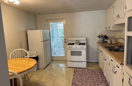 Chassahowitzka House | Charming 2-bedroom house with WiFi, AC in enchanting Homosassa