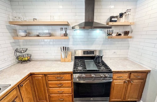 Athmar Park House | Charming 2-Bedroom Home with Spacious Backyard, and Easy Access to Downtown