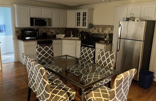 Red Bank House | Charming 2-bedroom house in lovely Red Bank with WiFi, AC sleeps eight