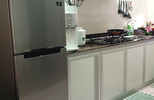 Kuah House | Charming 2-bedroom house with Pool, WiFi, Kitchen, AC in Langkawi Island