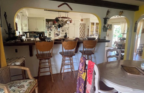 Vista House | Charming 2-bedroom house with WiFi, AC in welcoming Vista