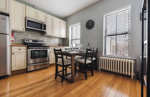 Clinton Hill House | Charming 2-bedroom in Brooklyn