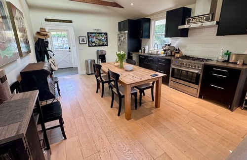 Oakville House | Charming 2-bedroom monthly rental near Yountville