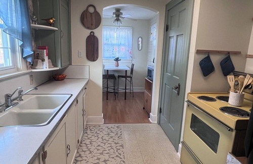 Kokomo House | Charming 2 bedroom one bath home close to Highland Park!
