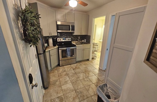 Madison House | Charming 2 bedroom retreat!
