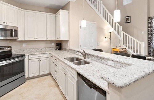 Ole House | Charming 2-bedroom townhome in Ole' at Lely Resort!