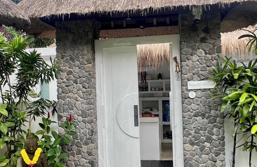 Nyuh Kuning Villa | Charming 2-bedroom villa with WiFi, AC in marvelous Ubud