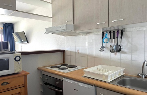 Peyragudes Apartment | Charming 2-BR Apt for 4, Near Slopes, Stunning Views, Parking & Spa Access in Peyragudes