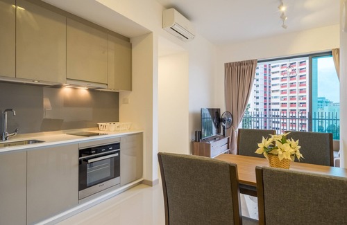 Jurong Apartment | CHARMING 2 BR GATEWAY DRIVE,JURONG EAST
