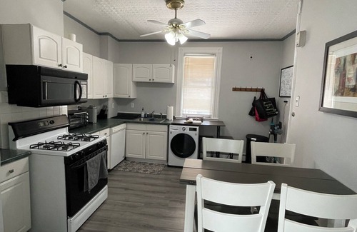 Hoboken Apartment | Charming 2 BR in the center of Hoboken - MINUTES from NYC