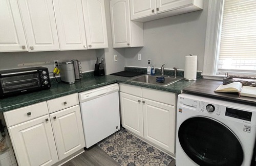 Hoboken Apartment | Charming 2 BR in the center of Hoboken - MINUTES from NYC