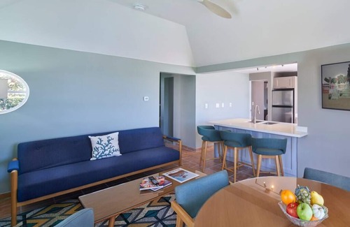 St. George's Cottage | Charming 2BR Cottage with Poolside View