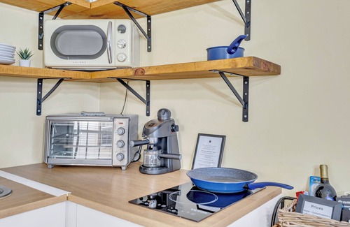 Homestead House | Charming 2BR Oasis with 2 Parking Spaces