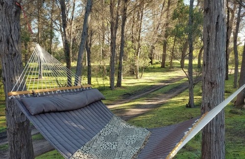 Pelican Lagoon Cabin | Charming 3-bedroom cabin in a nature's paradise on Kangaroo Island