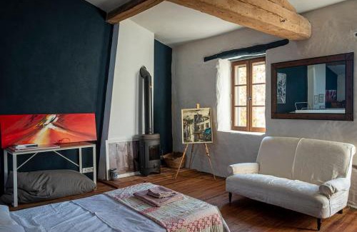 Caunes-Minervois House | Charming 3-bedroom stone village house in Caunes