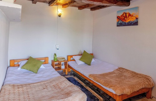 Pokhara Bed & Breakfast | Charming 3-bedroom bed & breakfast in lovely Pokhara with best lake view.