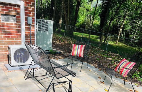 Central Cottage | Charming 3-bedroom cottage in Central—minutes away from Clemson and SWU!