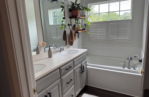 Troutville House | Charming 3-bedroom house in Troutville with EV charging.