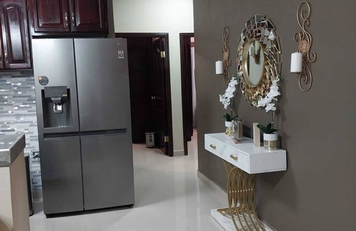 Sector 3 House | Charming 3-bedroom house with AC, WiFi in enchanting La Ceiba