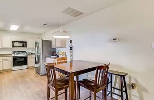 Mesquite House | Charming 3-bedroom house with fitness room, WiFi in peaceful Mesquite