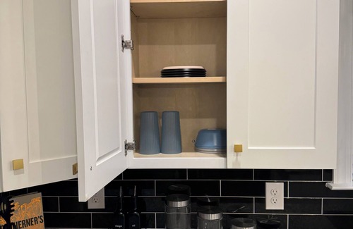 Mosby House | Charming 3-bedroom house in beautiful Richmond with WiFi, AC