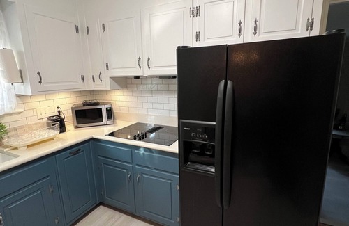 Richmond House | Charming 3-bedroom house with WiFi and AC in beautiful Richmond