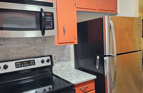 Palatka House | Charming 3-bedroom house with AC and WiFi in lovely Palatka