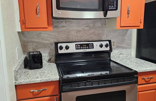 Palatka House | Charming 3-bedroom house with AC and WiFi in lovely Palatka