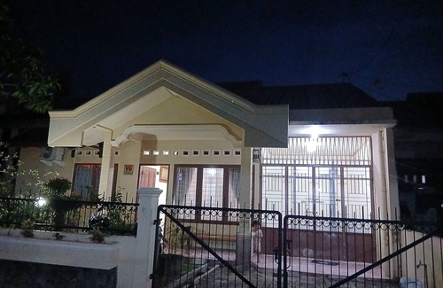 Padang House | Charming 3-bedroom house near beach