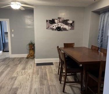 Toledo House | Charming 3-bedroom house next to Hollywood Casino! 1 minute from Interstate 75
