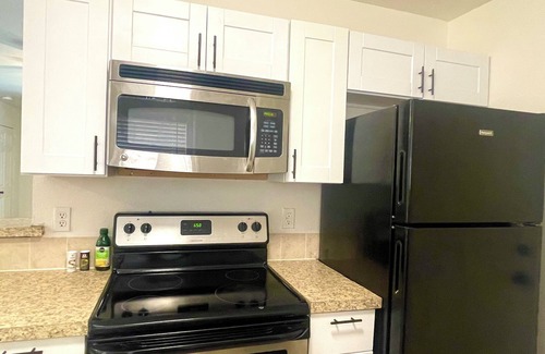Dallas House | Charming 3-bedroom house with WiFi and AC in fabulous Dallas