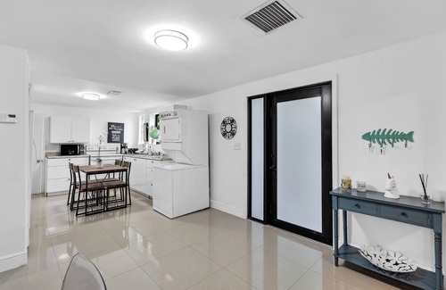 Liberty City House | Charming 3-bedroom house close to Wynwood and Beaches.