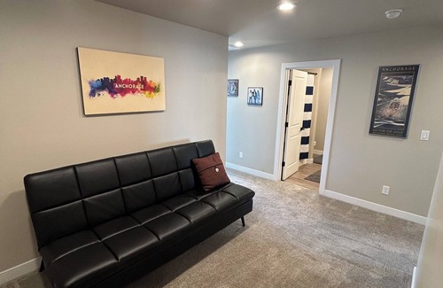 Bellemont House | Charming 3-bedroom townhome with AC and WiFi in Flagstaff