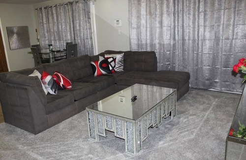 Calumet City House | Charming 3-bedroom house in Calumet City with WiFi and AC