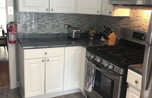 Neptune City House | Charming 3-bedroom house 1 miles from the beach in Neptune City.