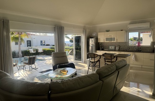 Lagun Villa | Charming 3-Bedroom Villa on Sea with Private Pool & Hot Tub