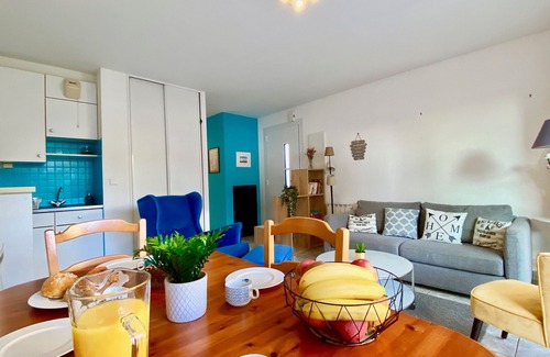 Le Pouldu Apartment | Charming 3-Min Walk to Beach, Quiet with Terrace & Parking