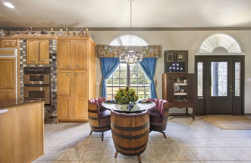Fayetteville House | Charming 3Bed/3Bath House with WiFi, AC in lovely Fayetteville